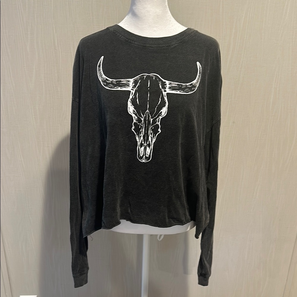 Chaser Black Long Sleeve Shirt with Bull Skull Graphic